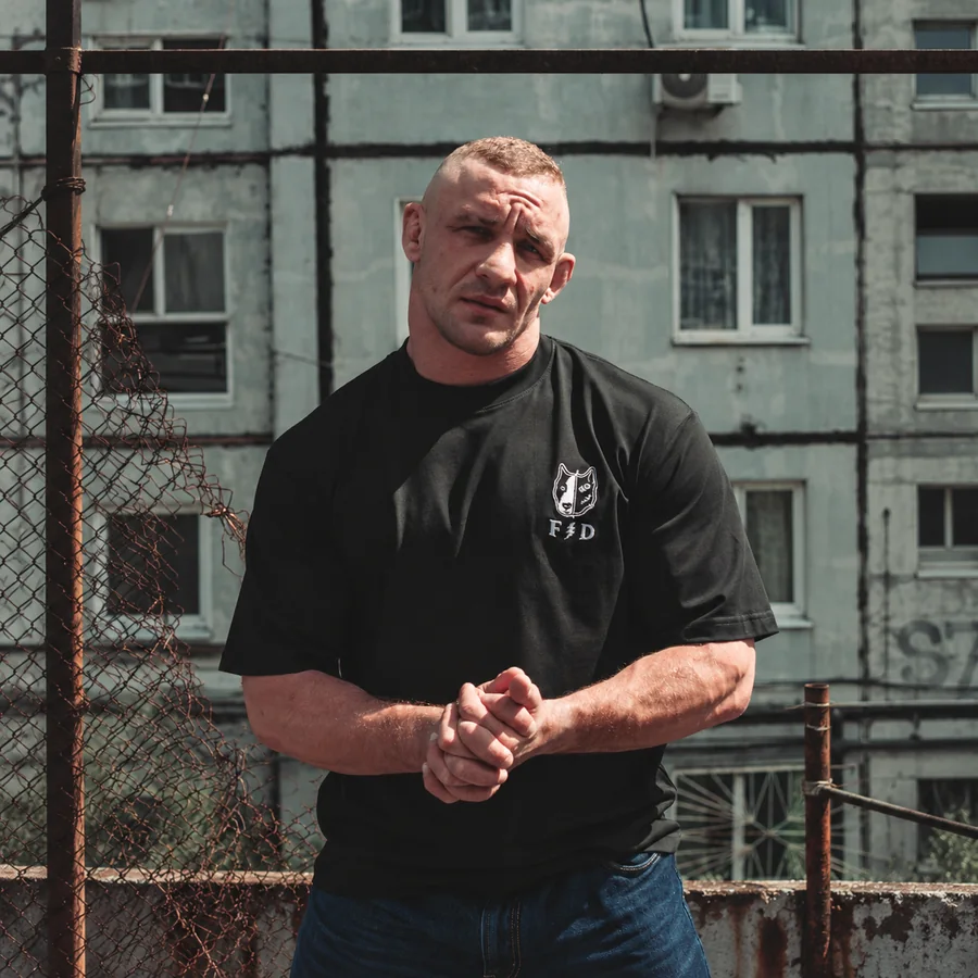 BULL CORE TEE / BLACK