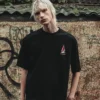 Чёрная футболка Friendly & Deadly Pyramid — общий вид